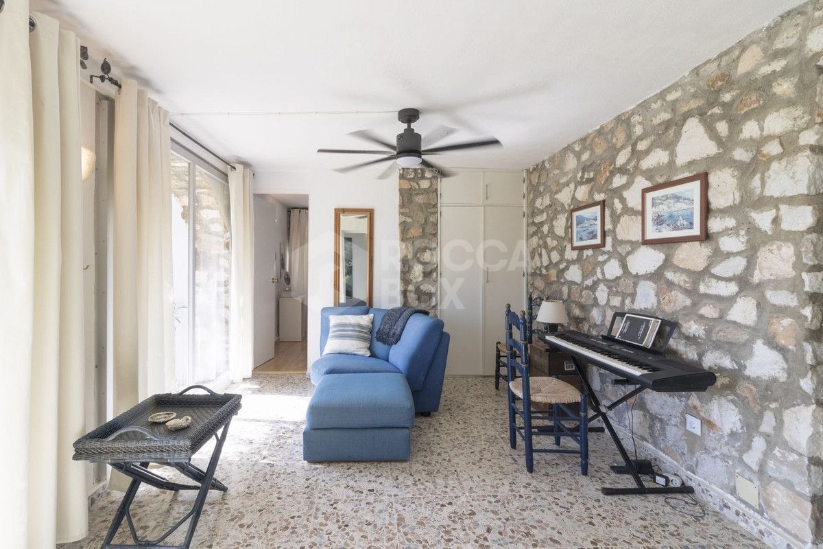 Villa for sale in Mijas
