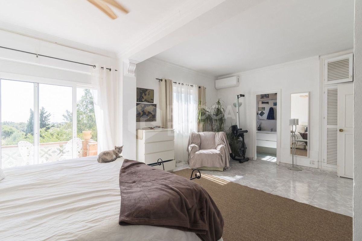 Villa for sale in Mijas