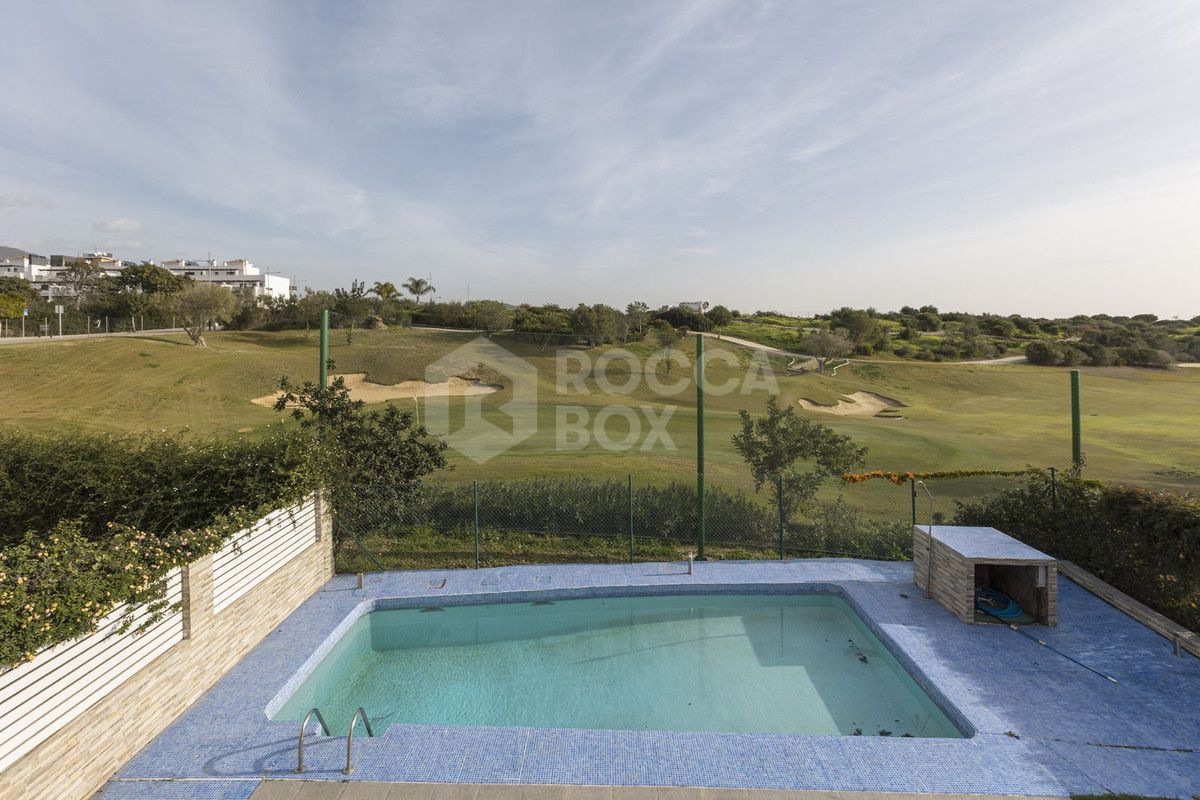 Villa for sale in Valle Romano, Estepona West
