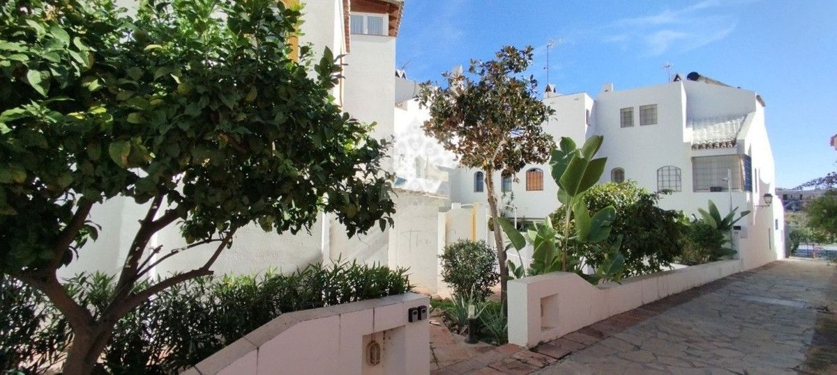 Adosado en Nueva Andalucia, Marbella