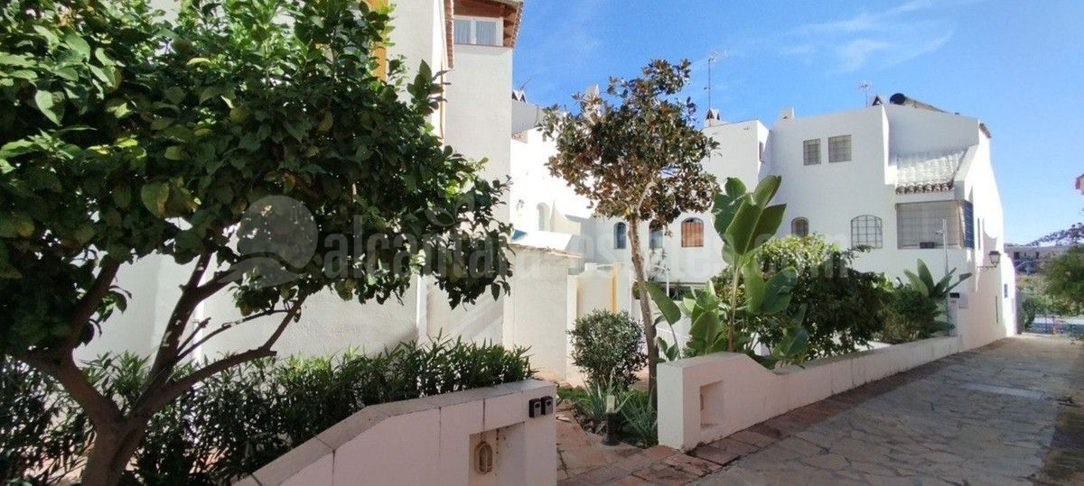 Adosado en Nueva Andalucia, Marbella