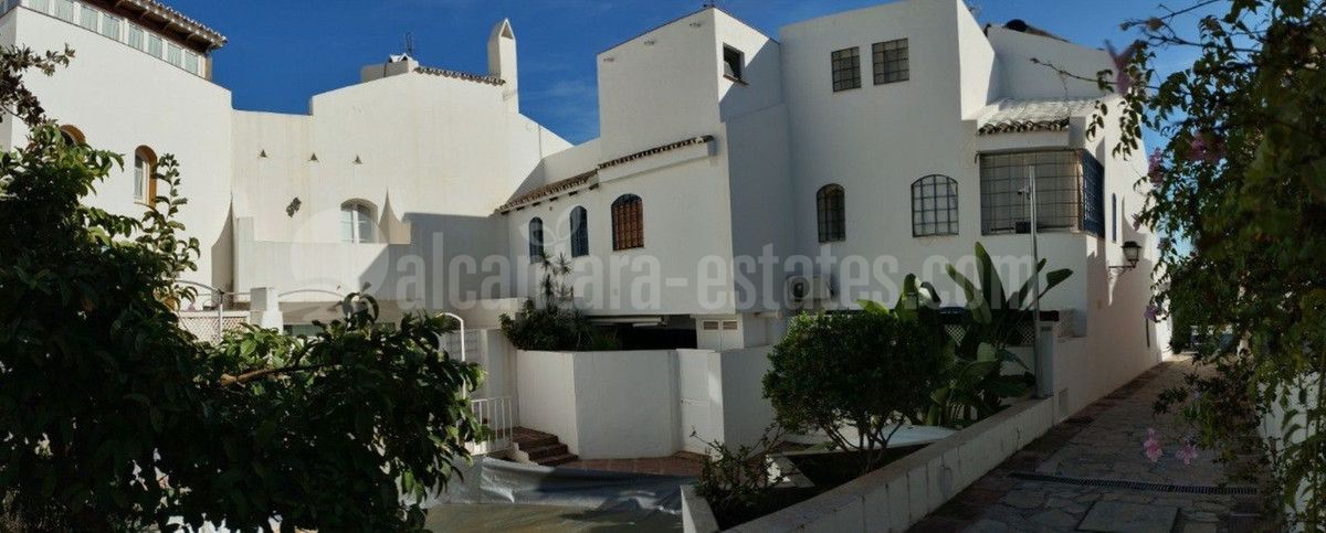 Adosado en Nueva Andalucia, Marbella