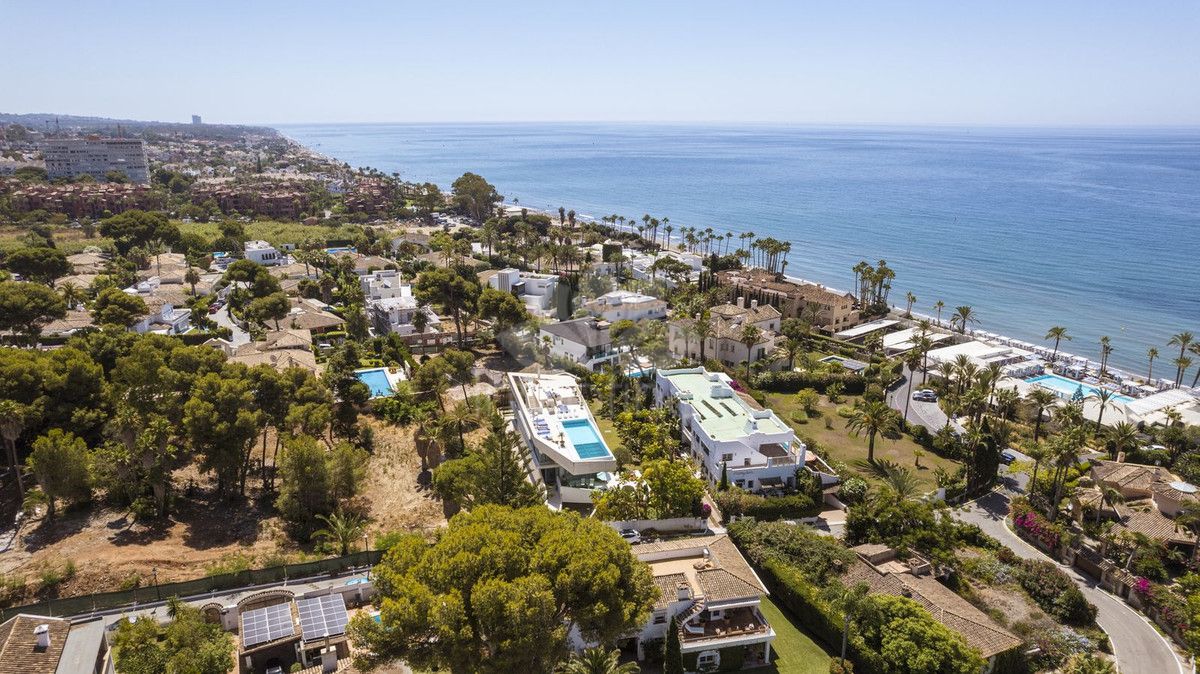 Villa in Los Monteros, Marbella