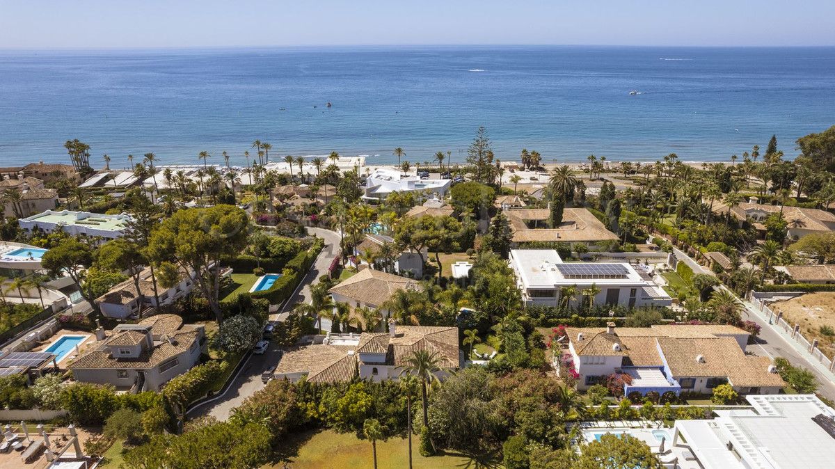 Villa in Los Monteros, Marbella