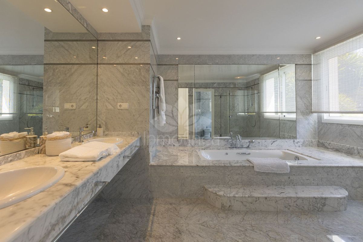 Villa in Los Monteros, Marbella