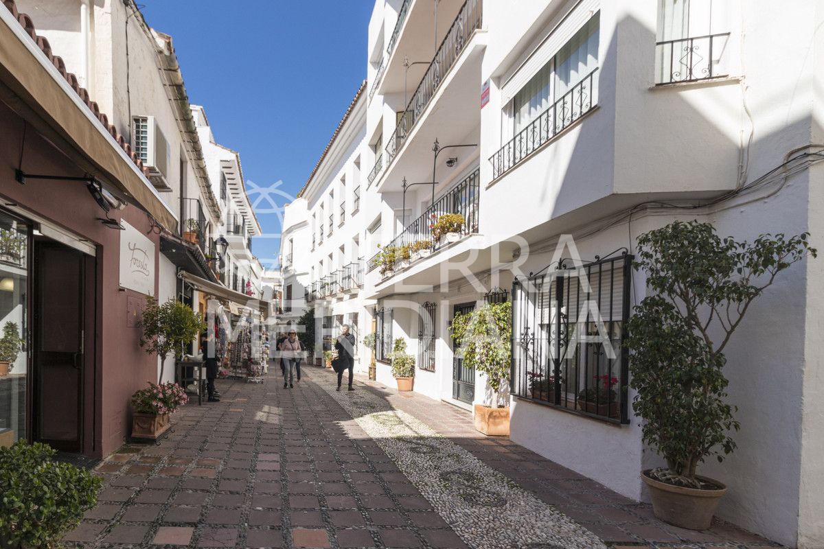 Villa in Marbella, Marbella