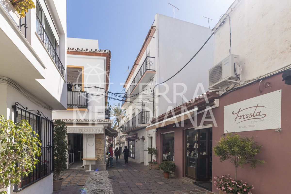 Villa in Marbella, Marbella