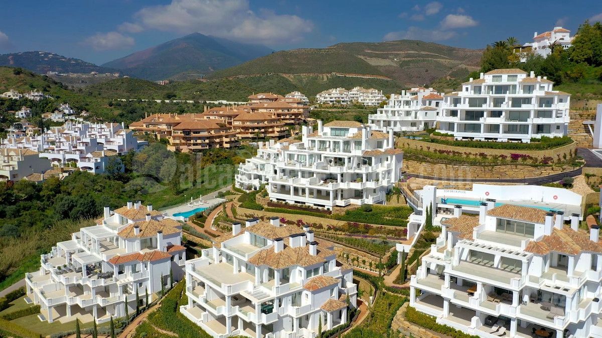 Ground Floor Apartment in Nueva Andalucia, Marbella