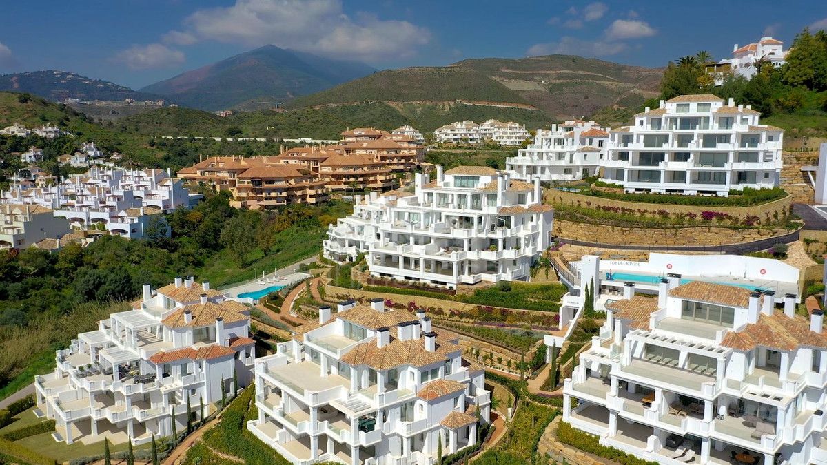 Ground Floor Apartment in Nueva Andalucia, Marbella