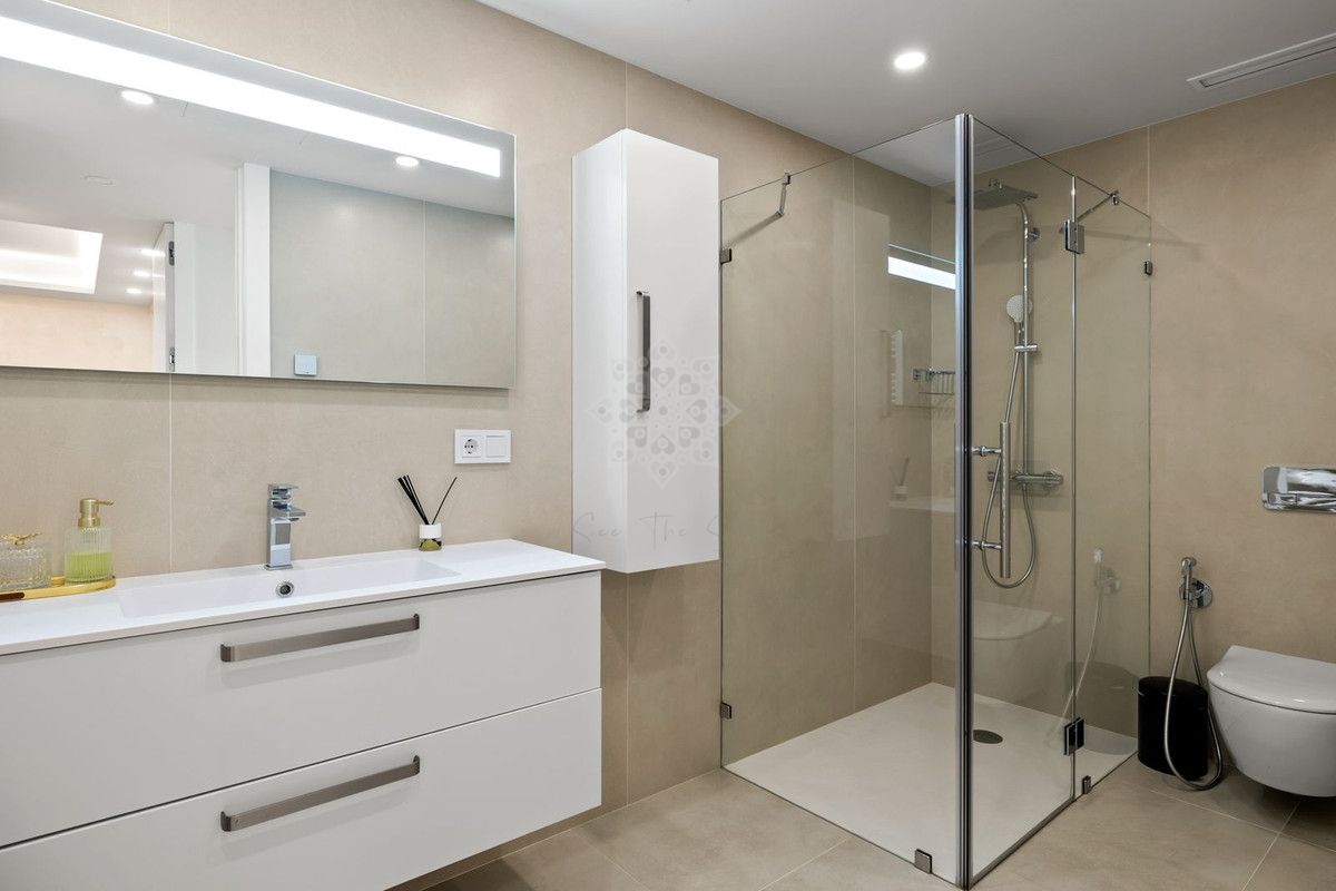 Ground Floor Apartment in Nueva Andalucia, Marbella