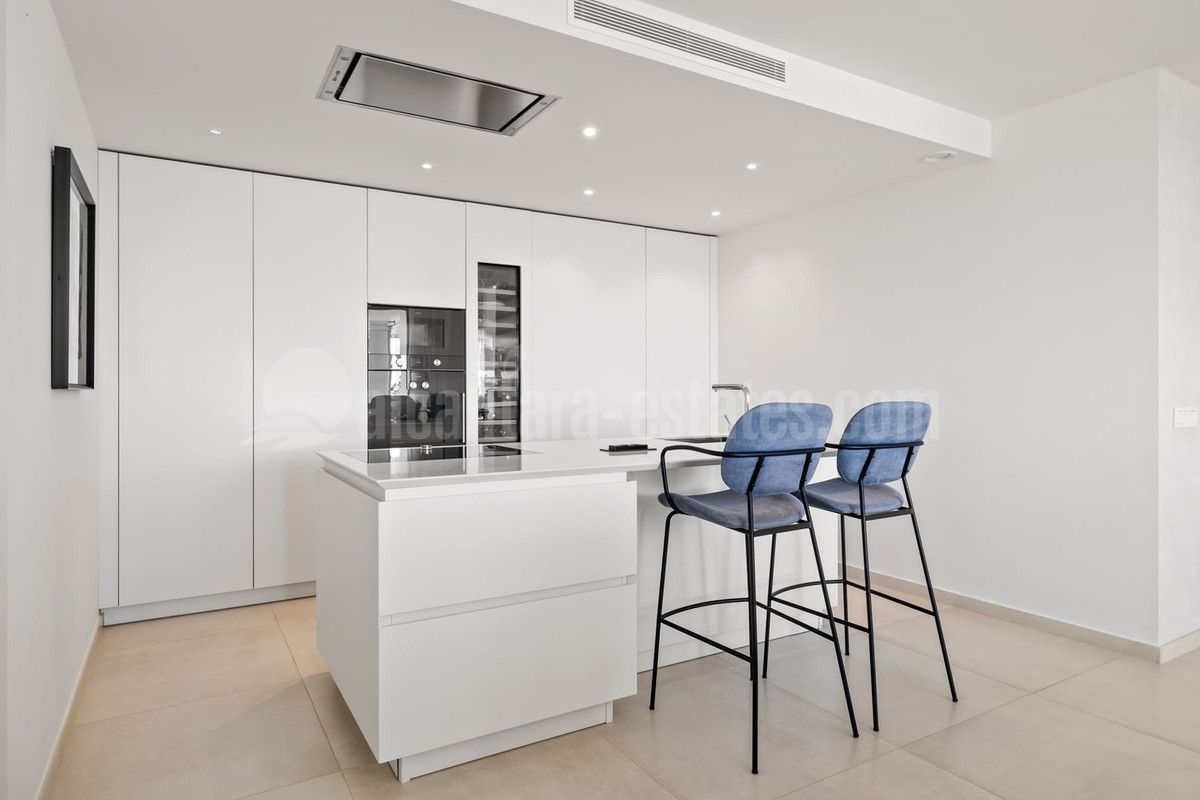 Ground Floor Apartment in Nueva Andalucia, Marbella