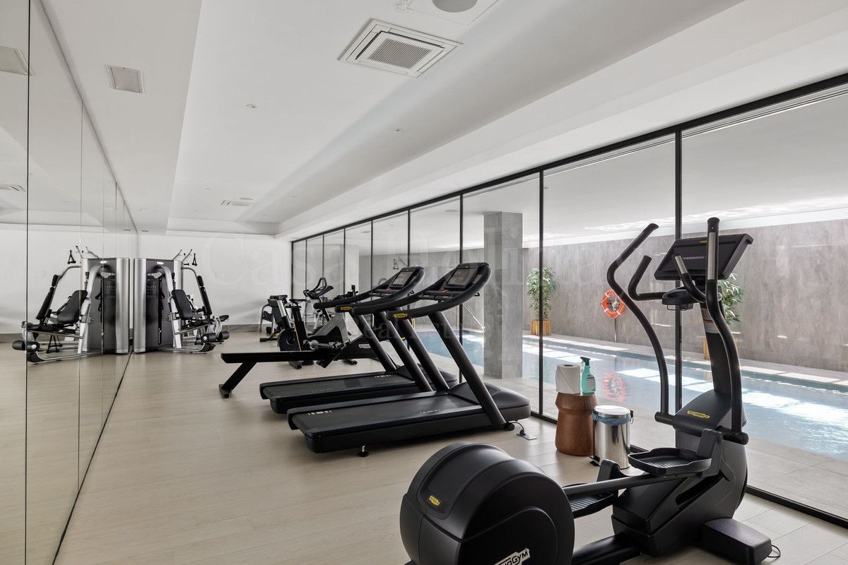 Ground Floor Apartment in Nueva Andalucia, Marbella