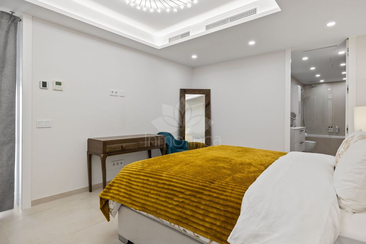 Ground Floor Apartment in Nueva Andalucia, Marbella