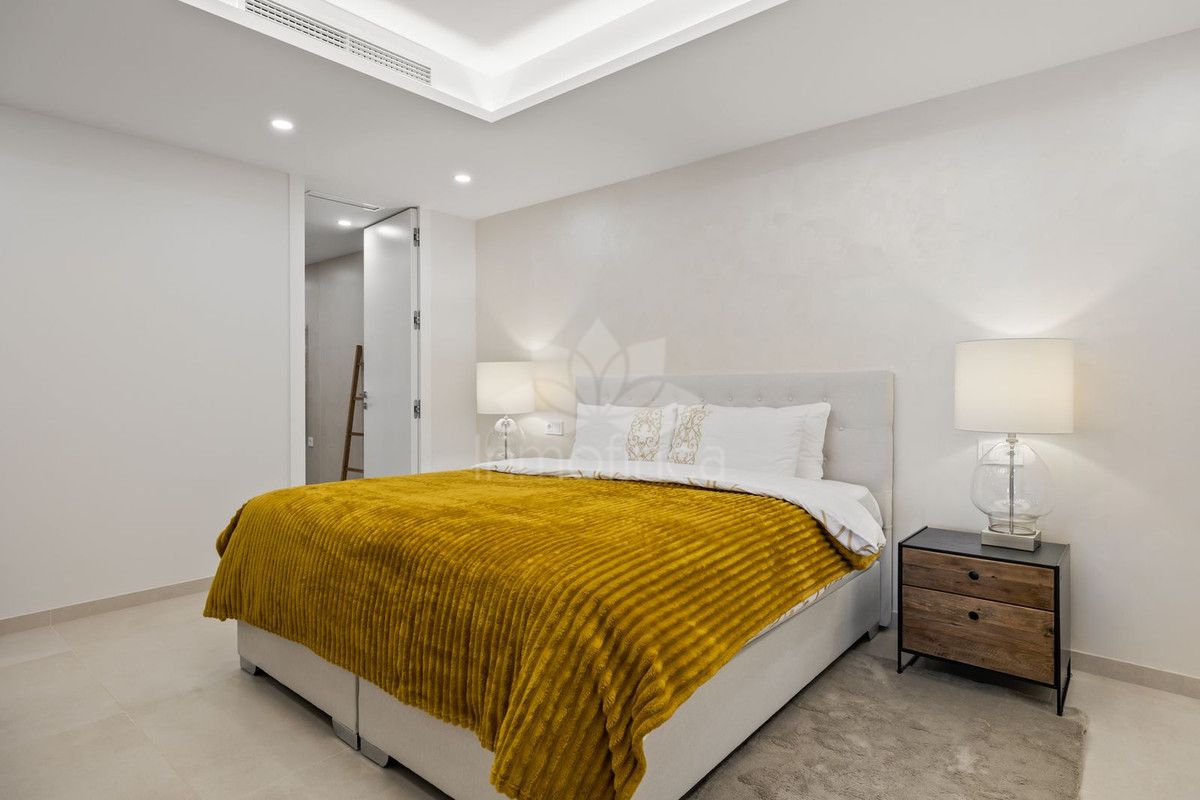Ground Floor Apartment in Nueva Andalucia, Marbella