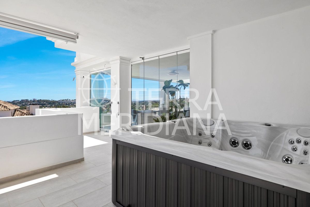 Ground Floor Apartment in Nueva Andalucia, Marbella