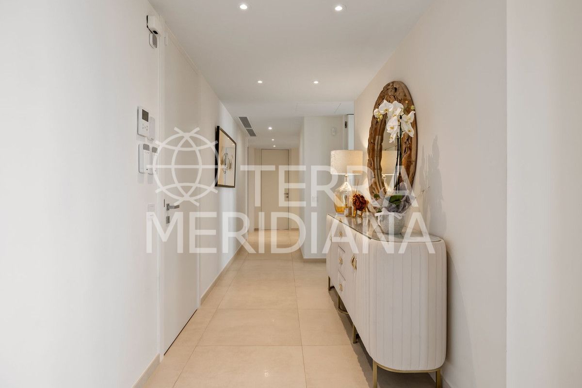 Ground Floor Apartment in Nueva Andalucia, Marbella