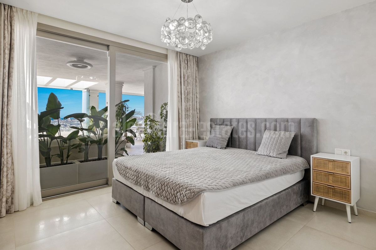Ground Floor Apartment in Nueva Andalucia, Marbella