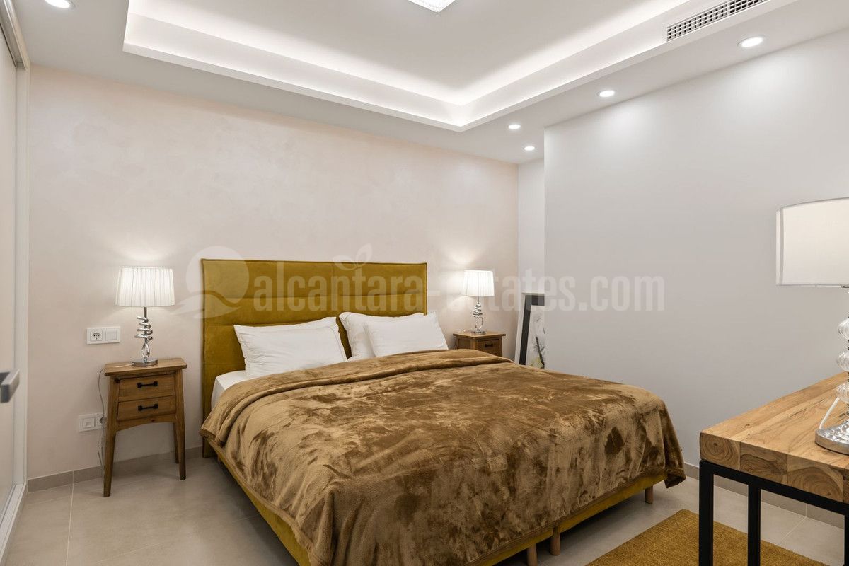 Ground Floor Apartment in Nueva Andalucia, Marbella