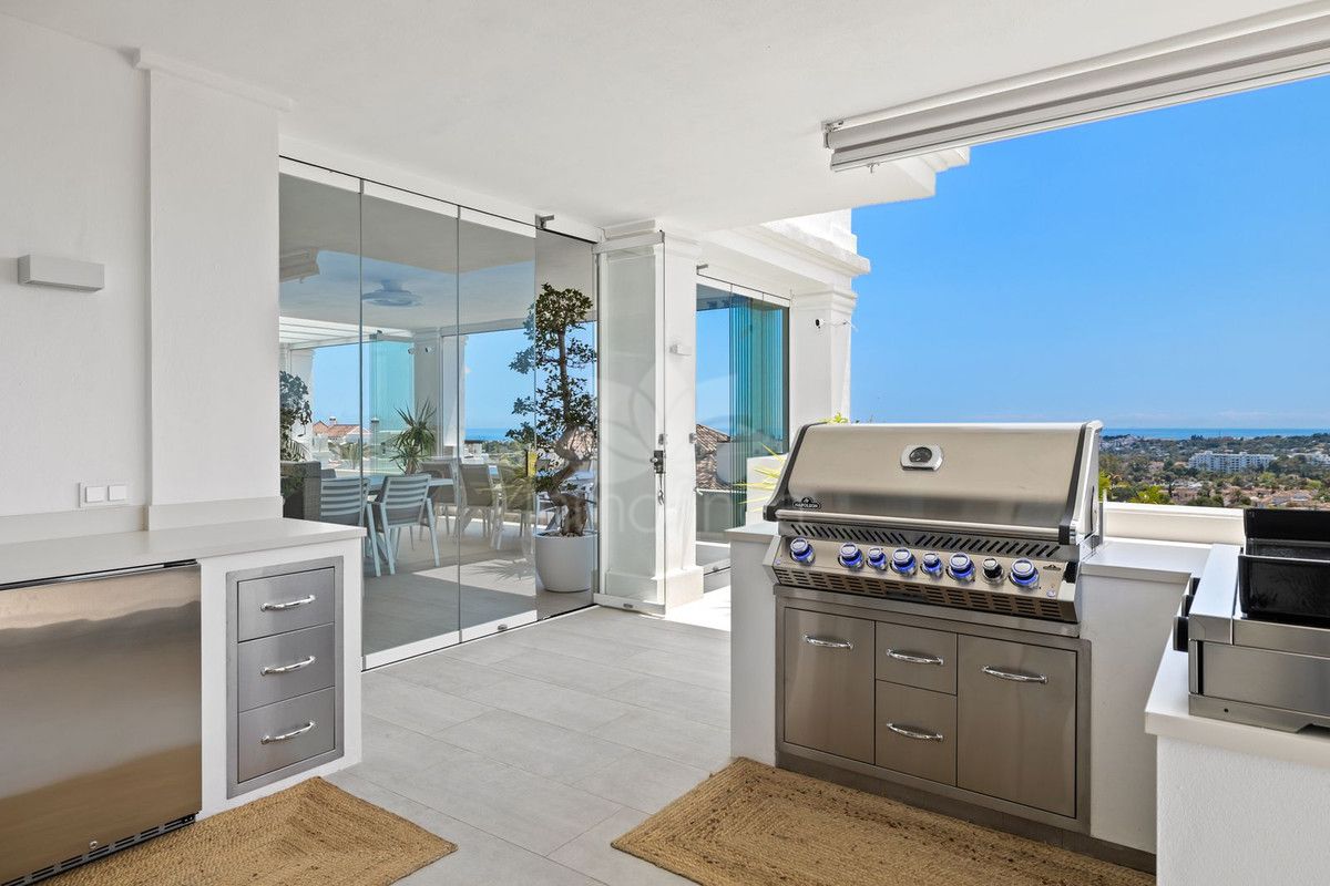 Ground Floor Apartment in Nueva Andalucia, Marbella