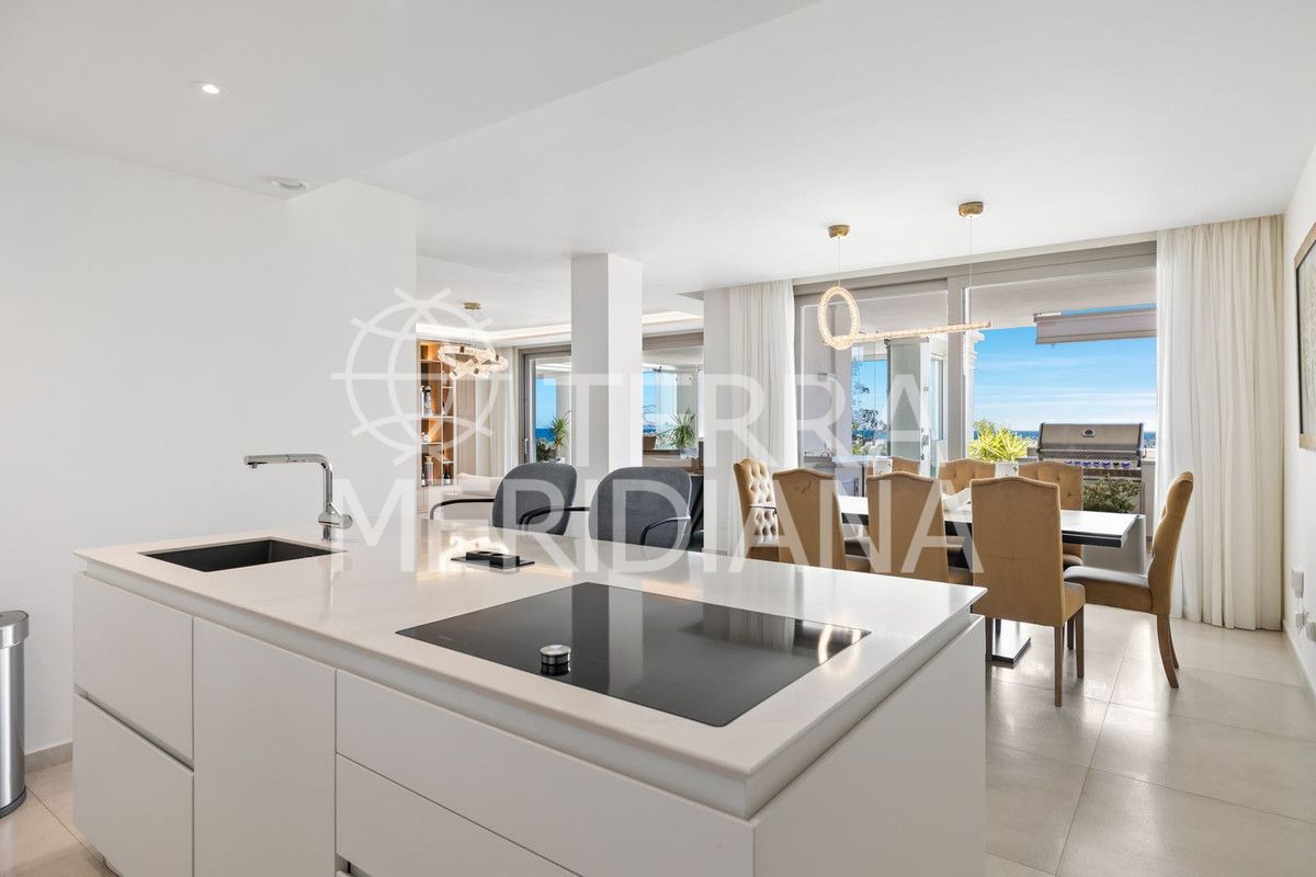 Ground Floor Apartment in Nueva Andalucia, Marbella