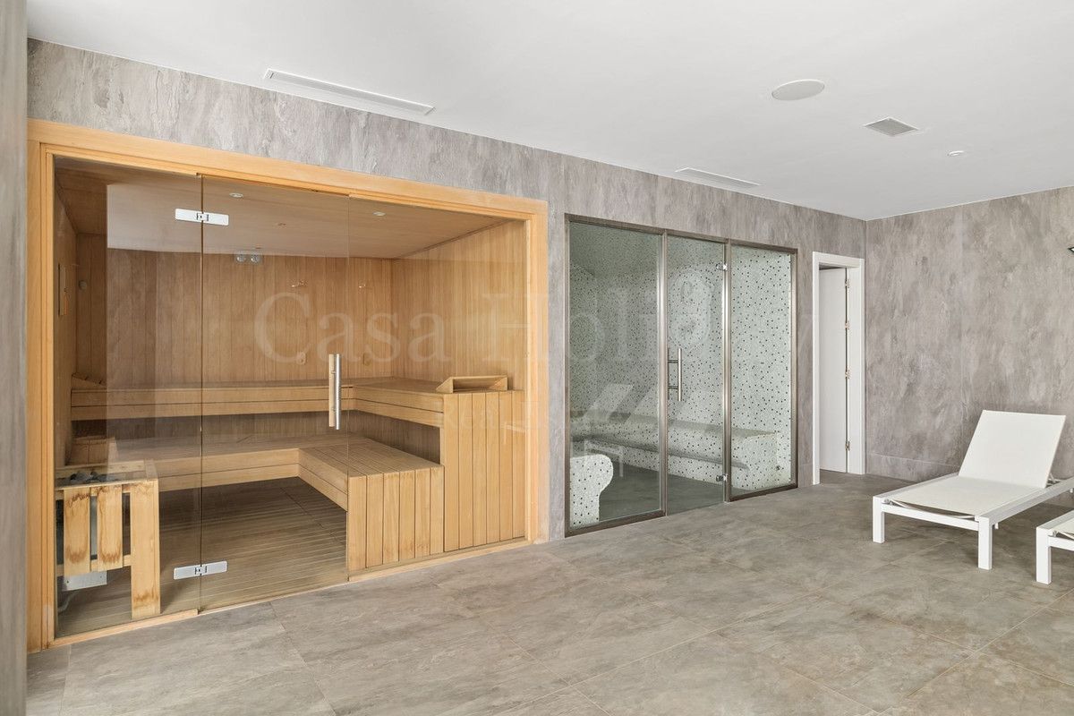 Ground Floor Apartment in Nueva Andalucia, Marbella