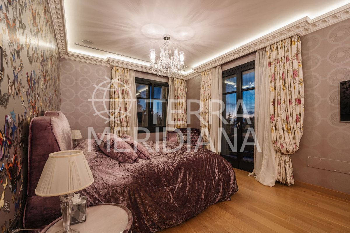 Villa in Hacienda las Chapas, Marbella