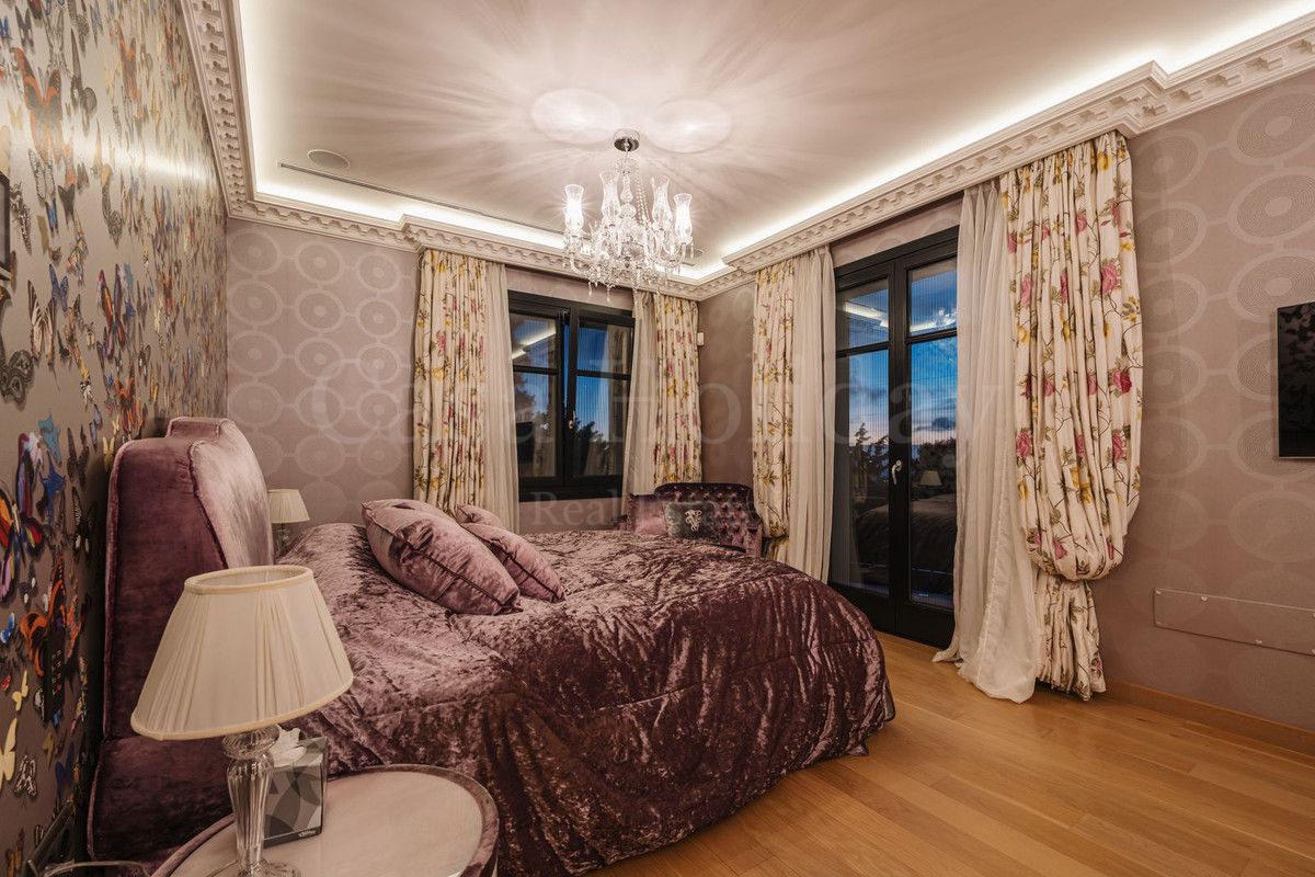 Villa en Hacienda las Chapas, Marbella