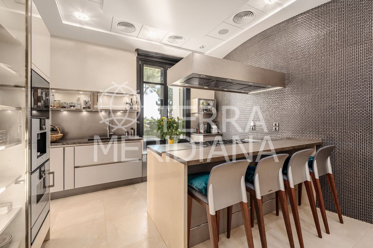 Villa in Hacienda las Chapas, Marbella
