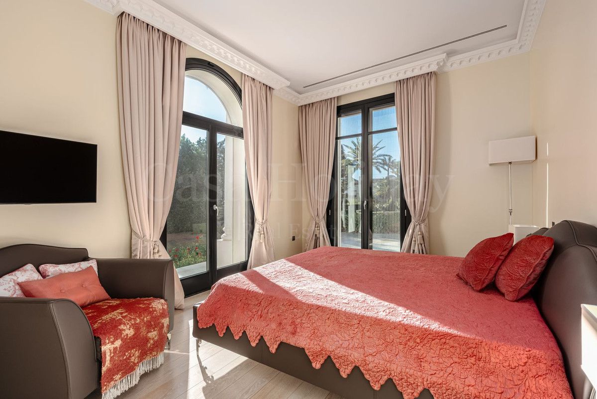 Villa en Hacienda las Chapas, Marbella