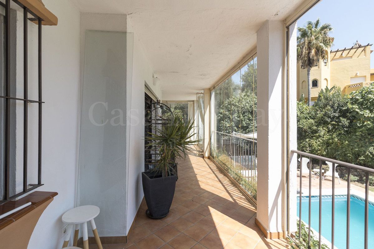 Villa en El Rosario, Marbella
