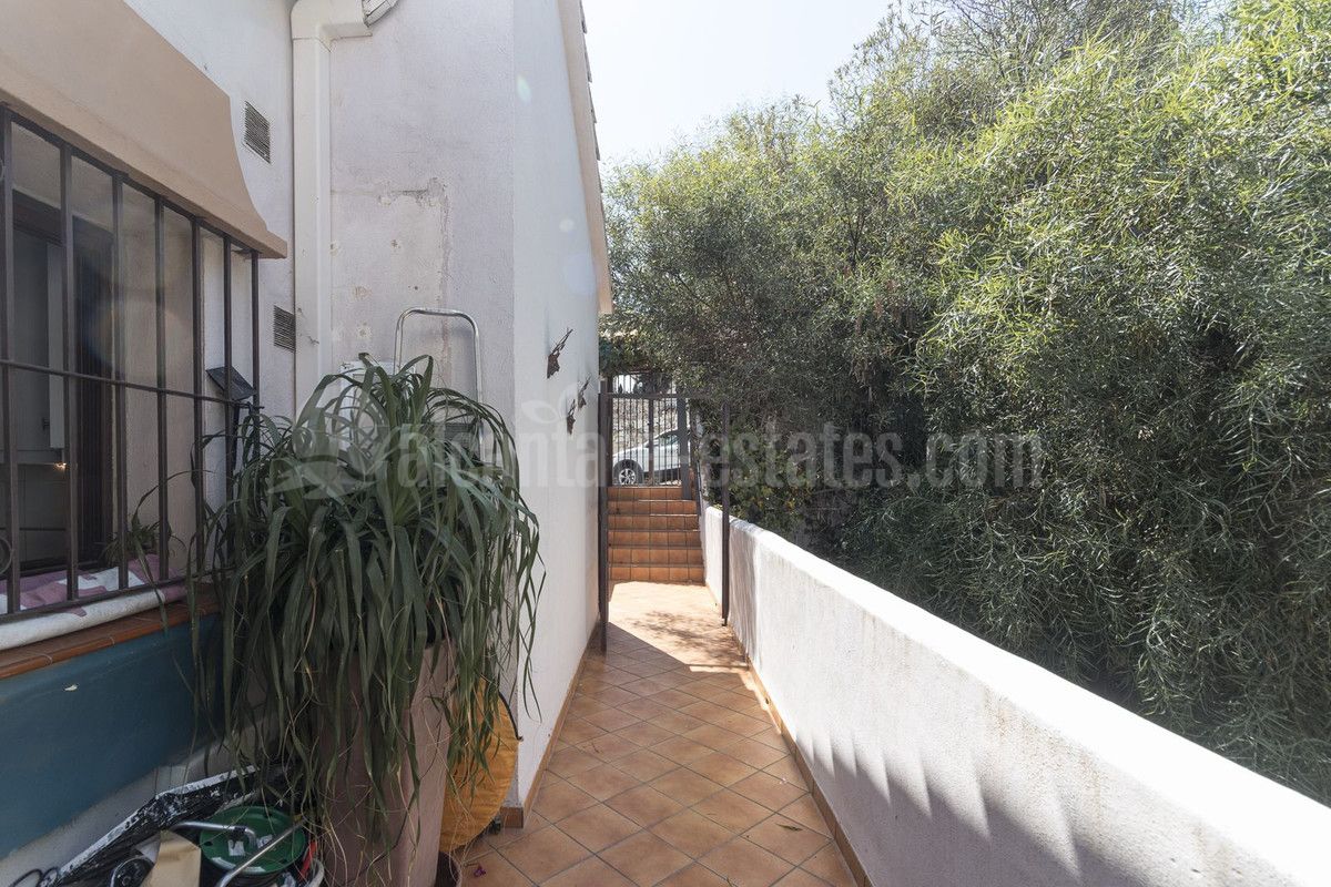 Villa in El Rosario, Marbella