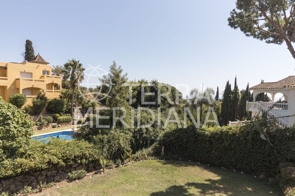 Villa in El Rosario, Marbella