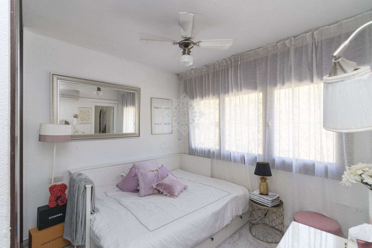 Villa in El Rosario, Marbella