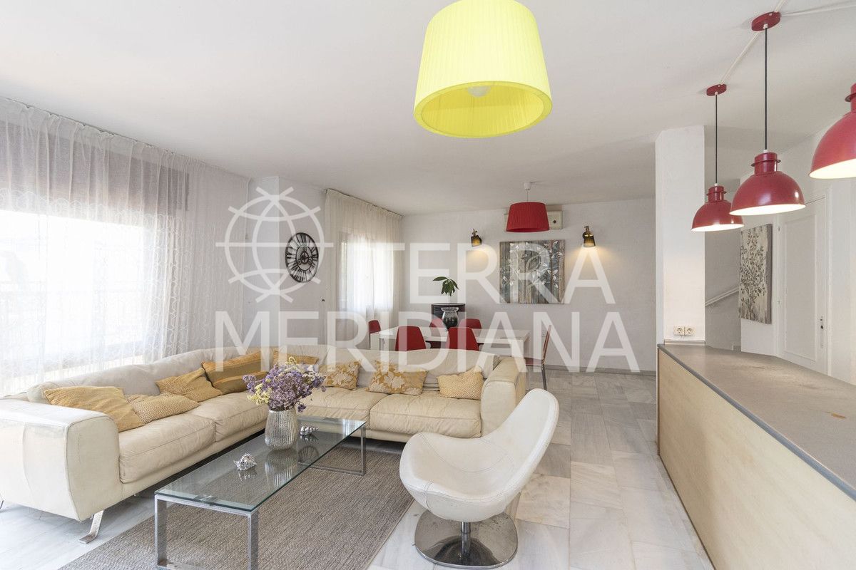 Villa in El Rosario, Marbella