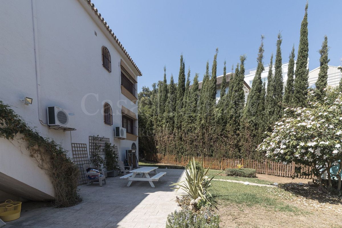 Villa en El Rosario, Marbella