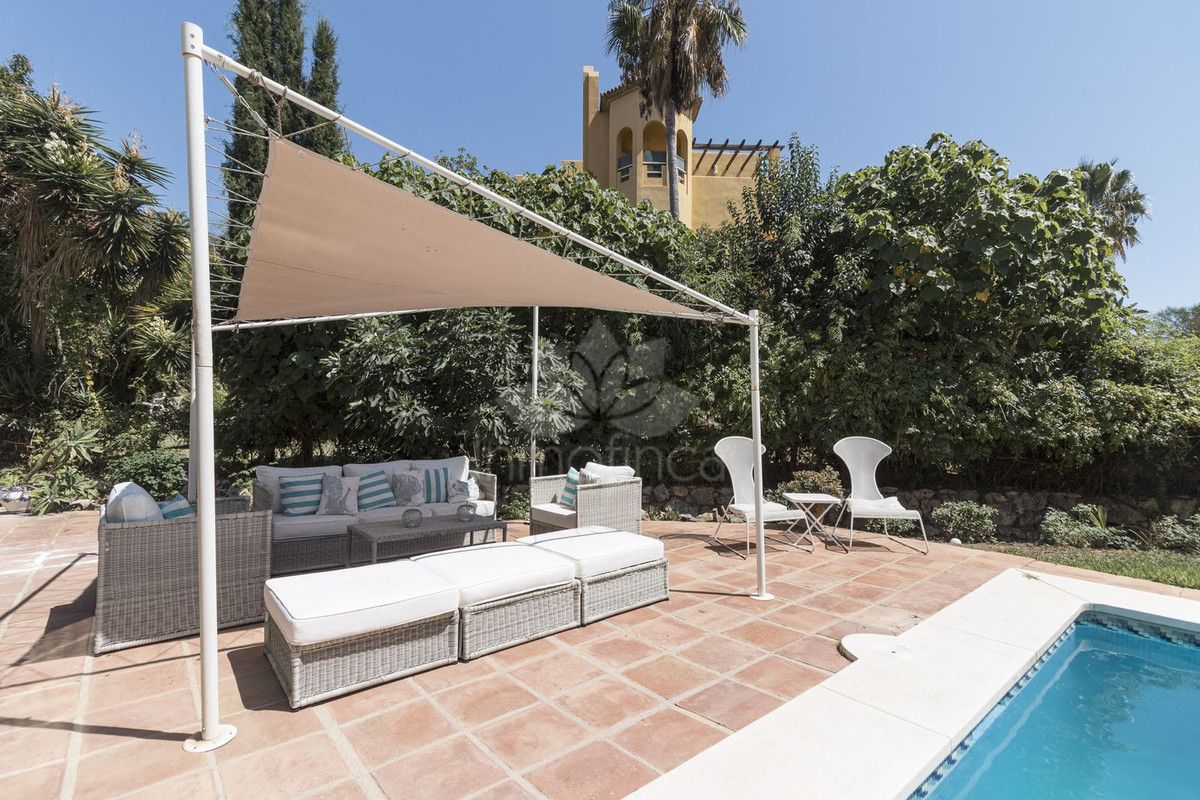 Villa in El Rosario, Marbella