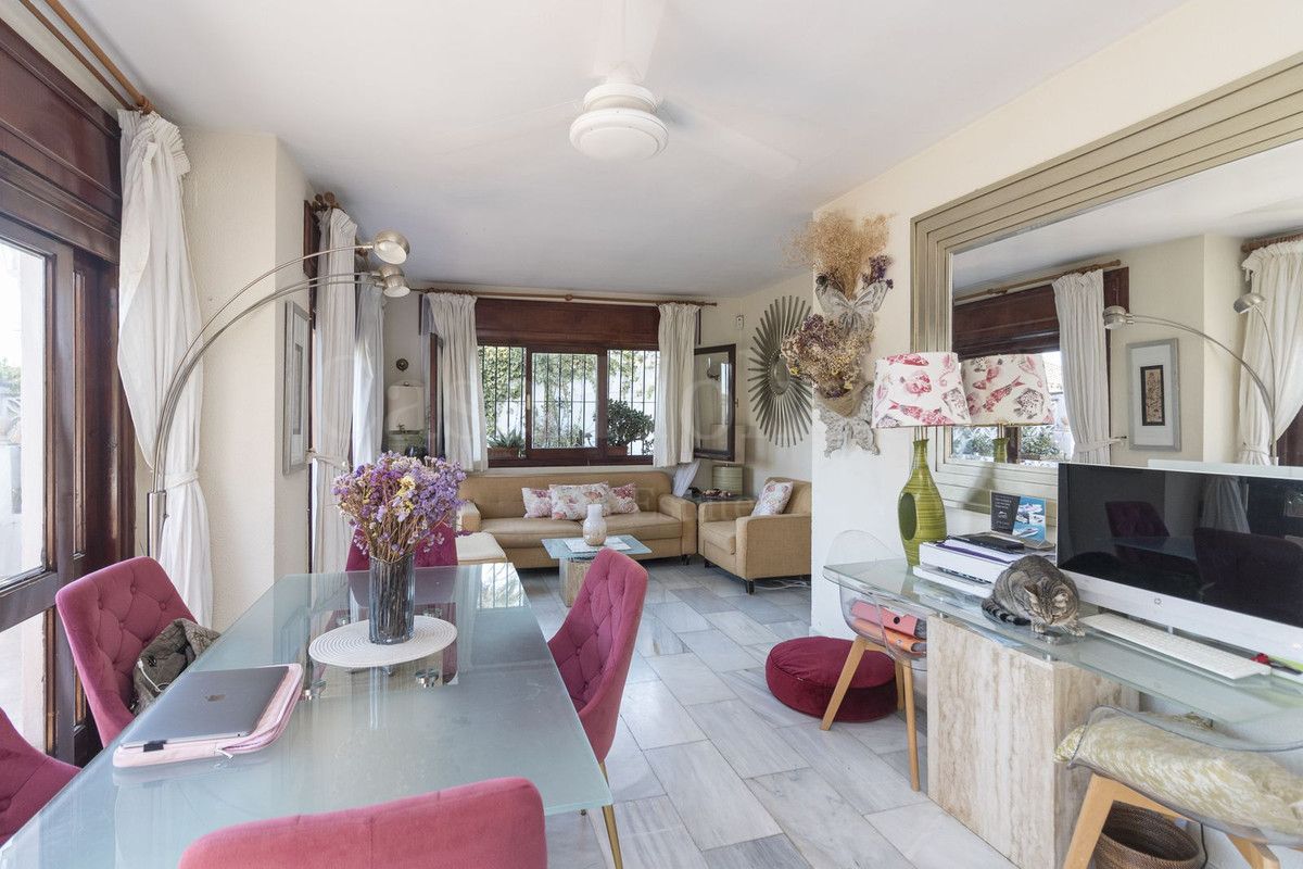Villa en El Rosario, Marbella