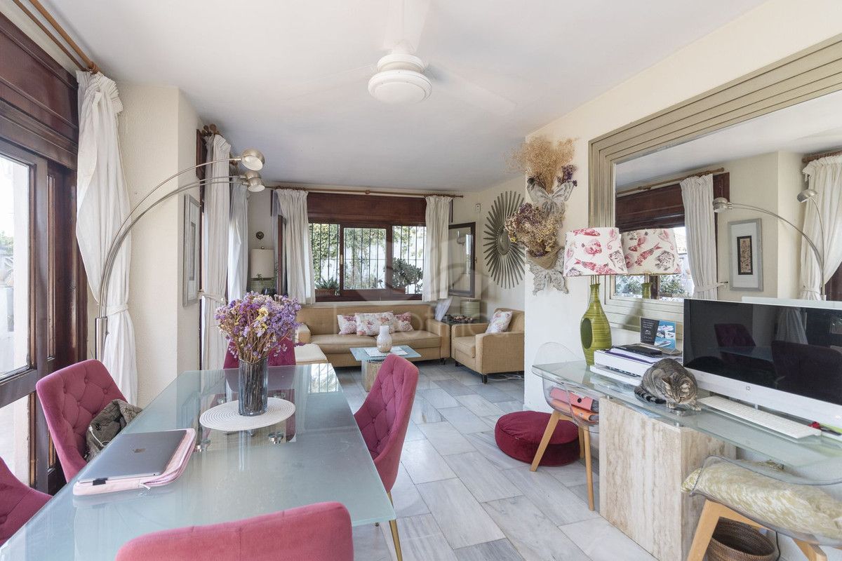 Villa in El Rosario, Marbella
