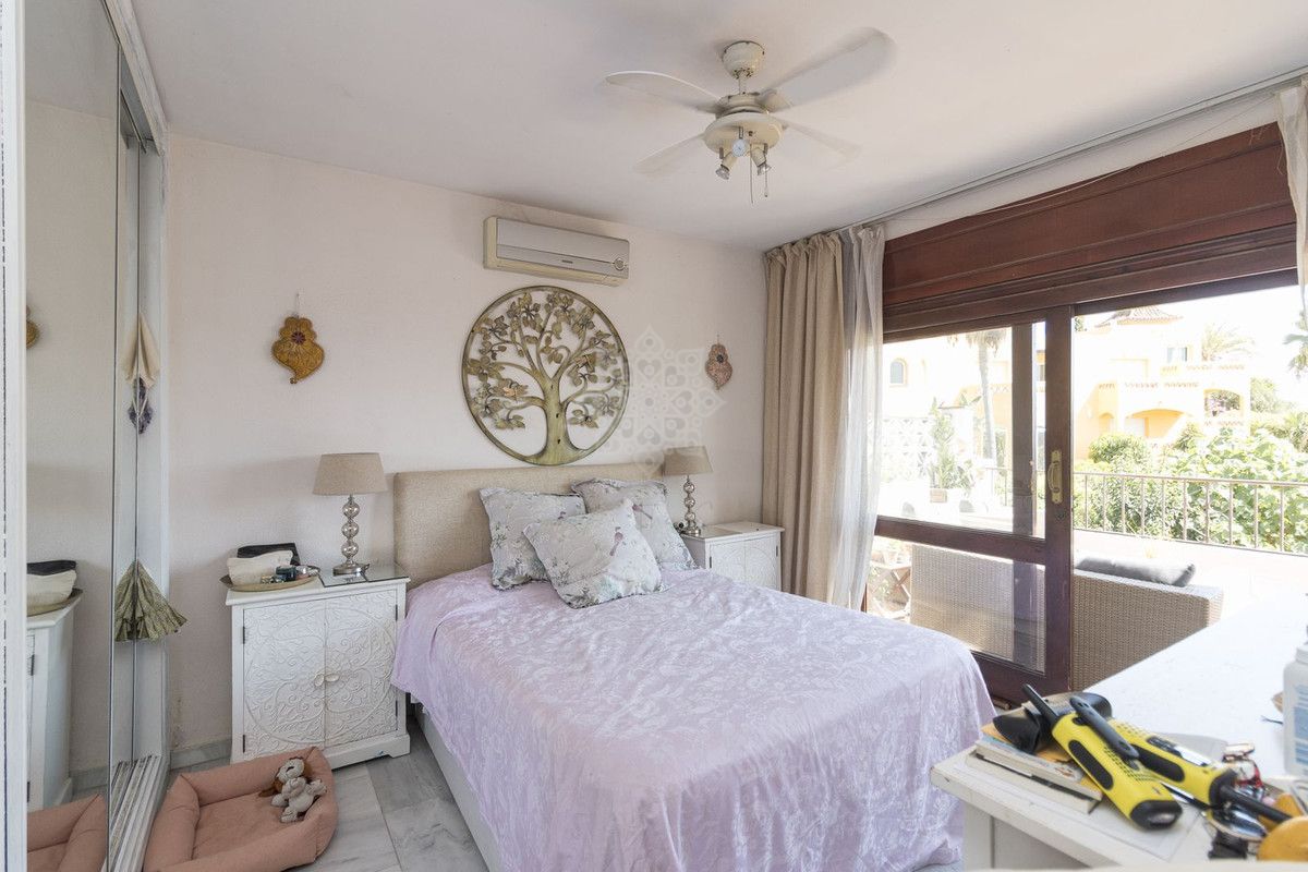 Villa in El Rosario, Marbella