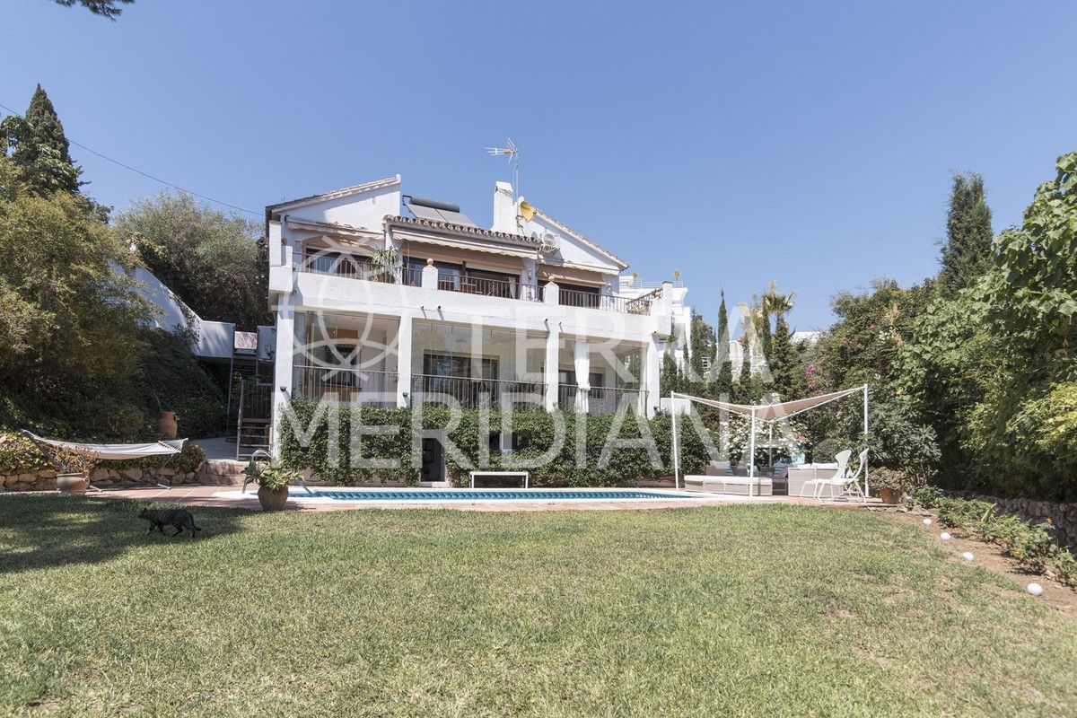 Villa in El Rosario, Marbella