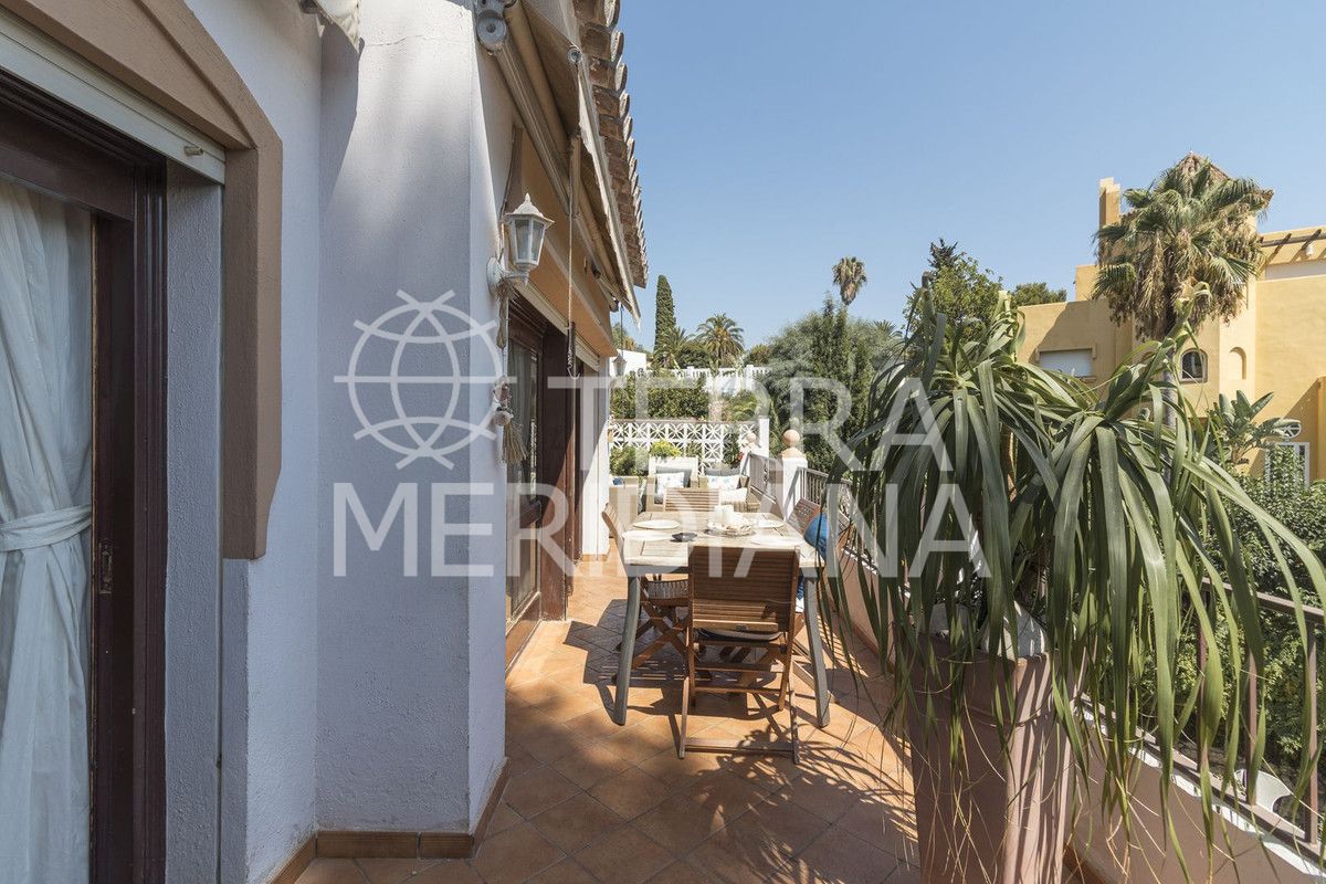 Villa in El Rosario, Marbella