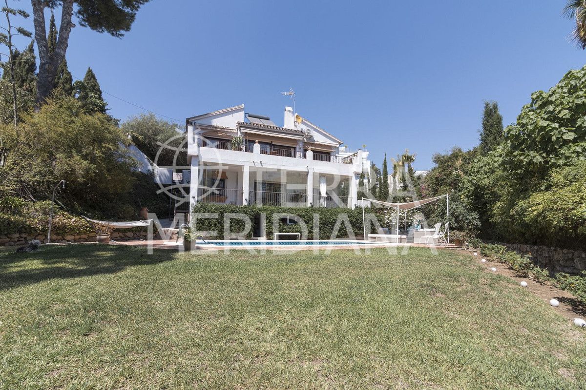 Villa in El Rosario, Marbella