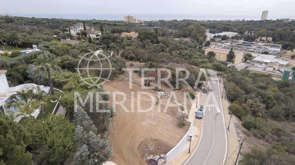 Plot in Elviria, Marbella