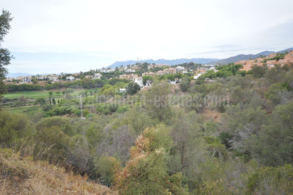 Plot in Elviria, Marbella