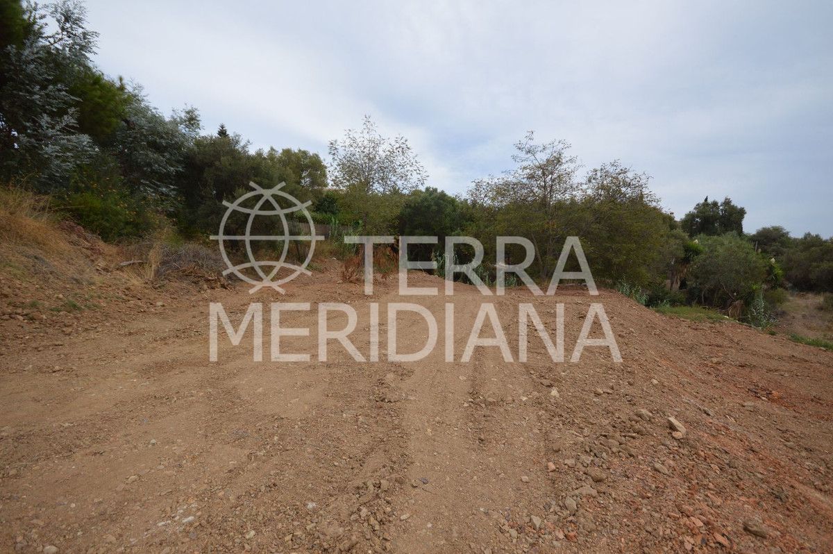 Plot in Elviria, Marbella