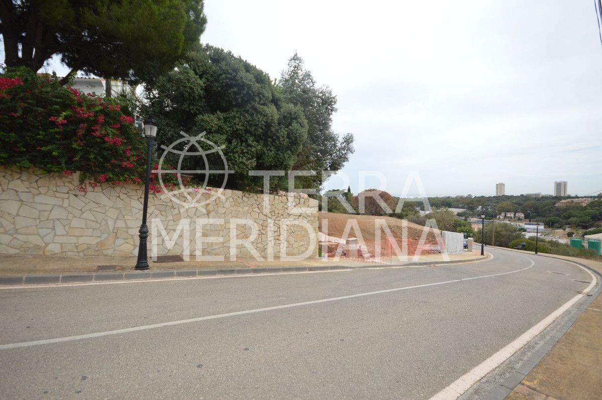 Plot in Elviria, Marbella