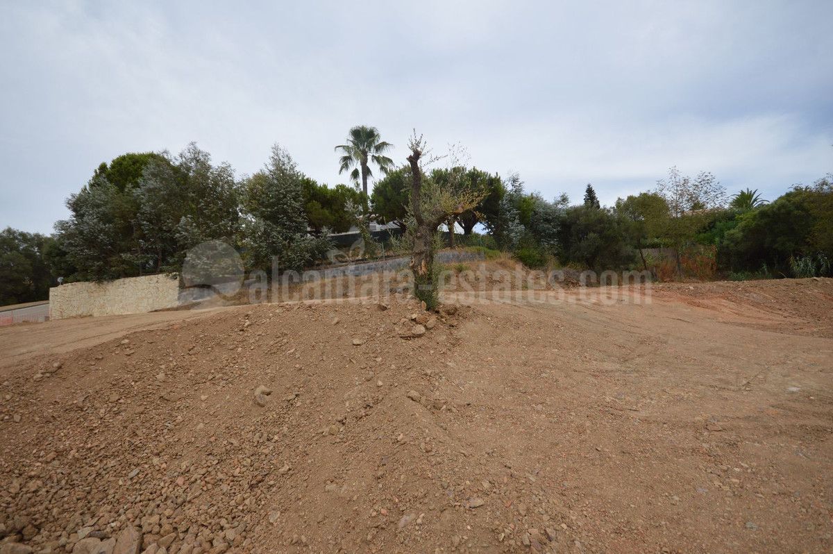 Plot in Elviria, Marbella