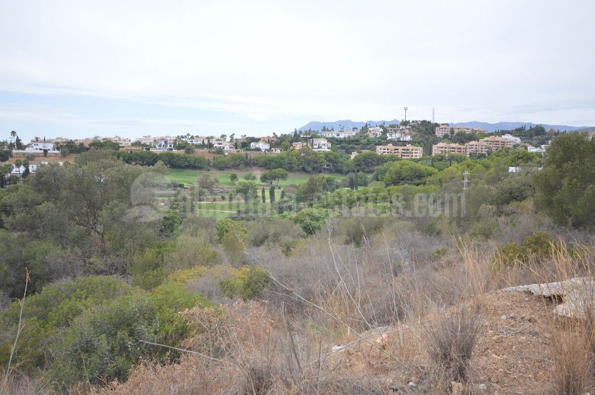 Plot in Elviria, Marbella