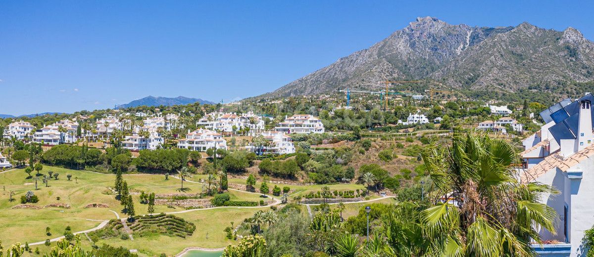 Villa for sale in Marbella City, Marbella (All)
