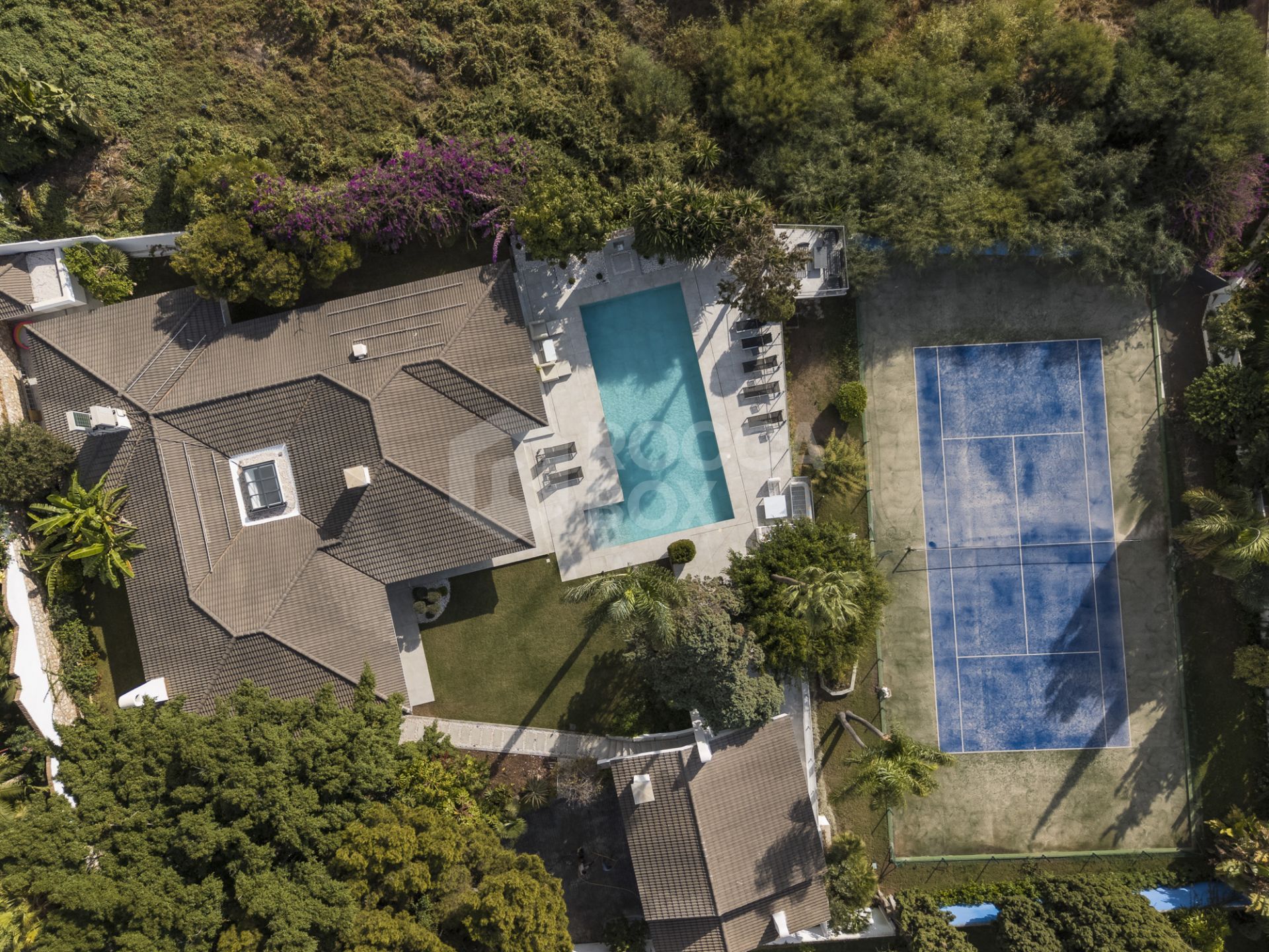 Villa for sale in Marbella City, Marbella (All)